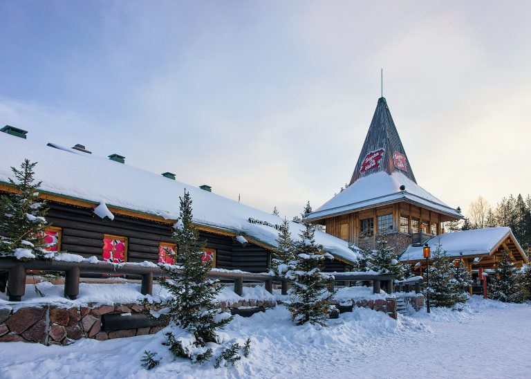 santa-claus-village