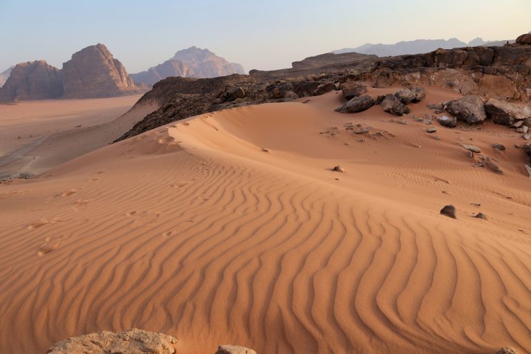 landscape-of-wadi-rum-desert-with-red-sand-pattern