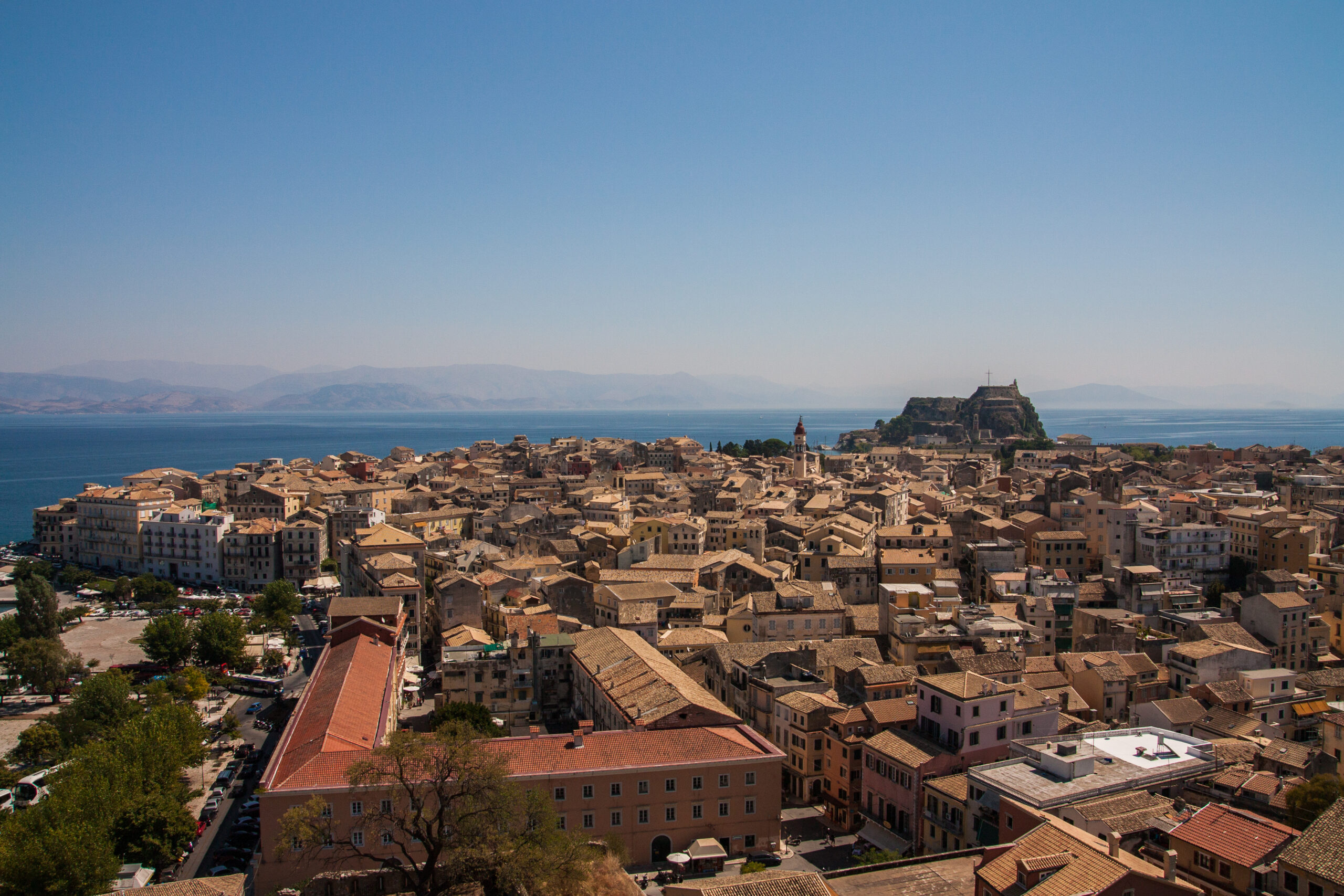 ΠΑΣΧΑ ΣΤΗΝ ΚΕΡΚΥΡΑ 5ΗΜ. R1